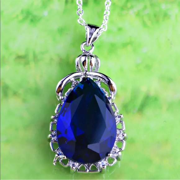 Jewelry - Sapphire Quartz Waterdrop & White Topaz Pendant